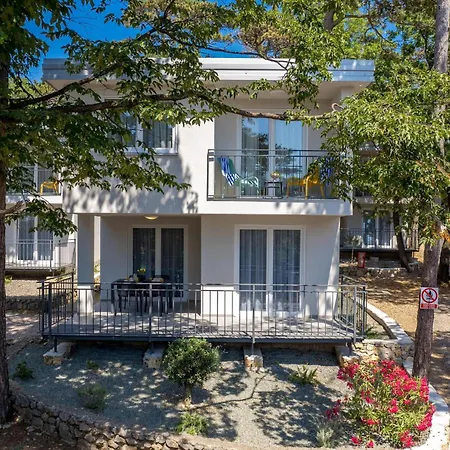 Pet Friendly Home In Kraljevica Ferienhaus